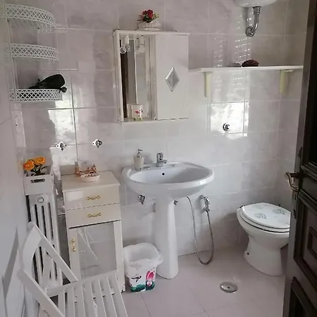 Domus Hera Bed & Breakfast