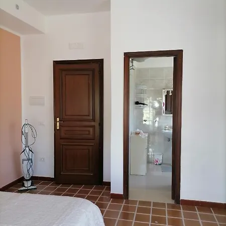 Bed & Breakfast Domus Hera *