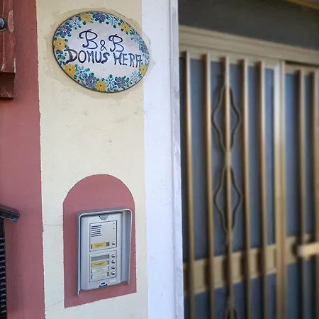 Bed and breakfast Domus Hera