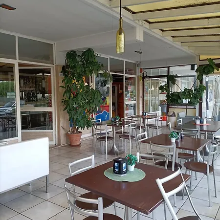 Bed and breakfast Domus Hera 4*