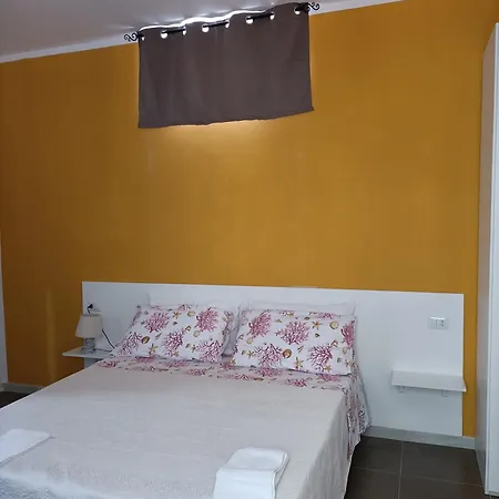 Bed & Breakfast Domus Hera