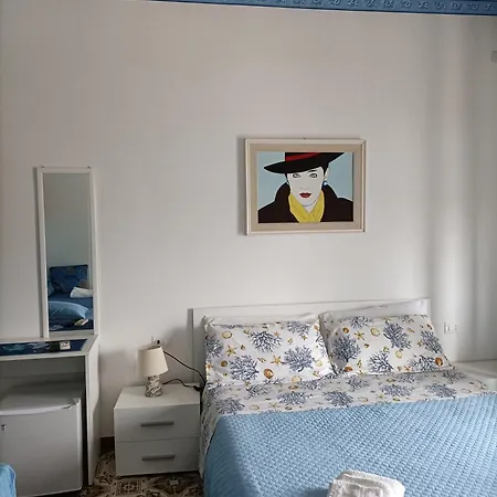 Acomodação com café da manhã  Domus Hera Capaccio