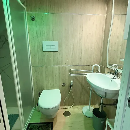 Domus Hera Bed and breakfast